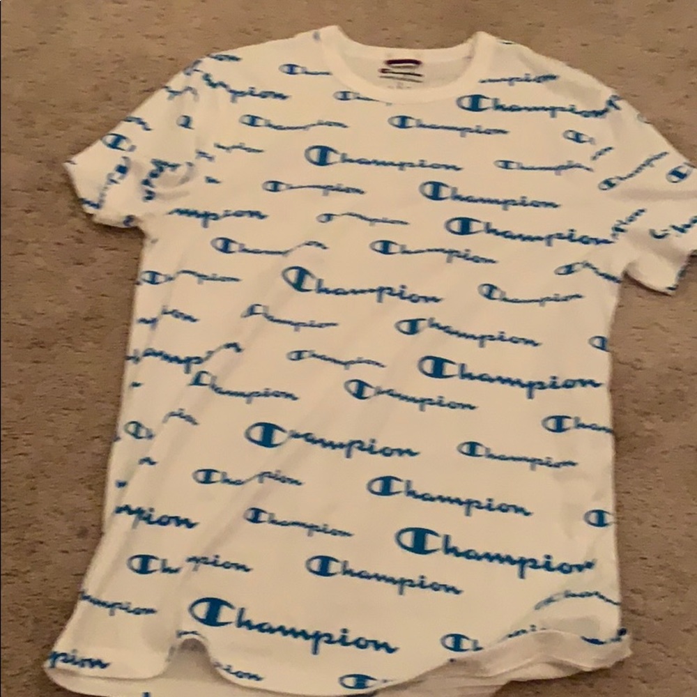 Champion T-shirt